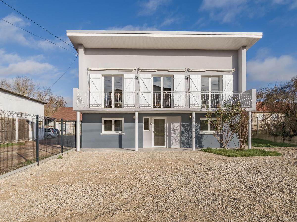La Providence - Residence De Tourisme Троа Екстериор снимка